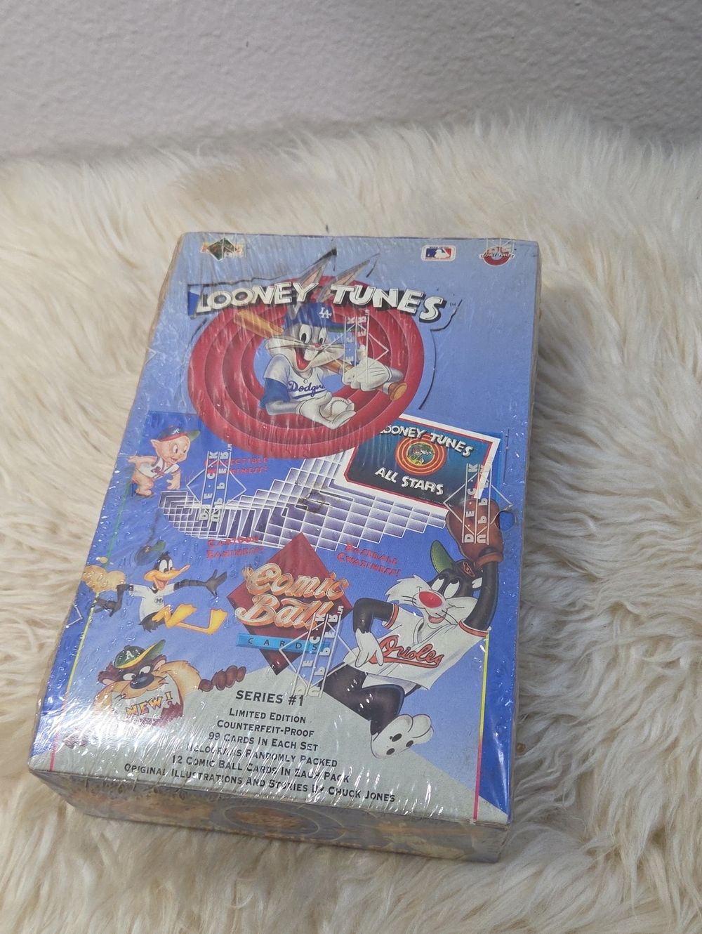 1990 Upper Deck Looney Tunes Comic Ball Series 1 Factory Sealed Box